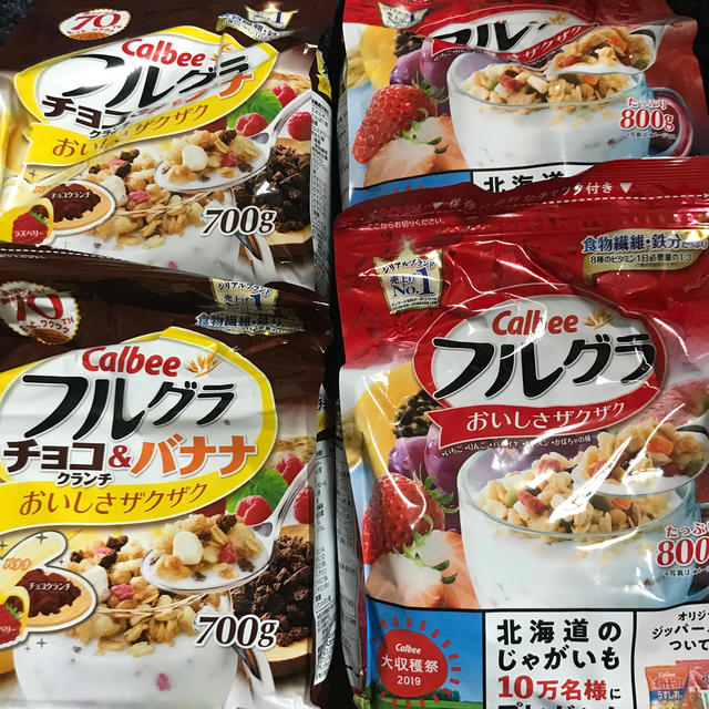 カルビー(カルビー)のカルビー　フルグラ　チョコ&バナナ　 食品/飲料/酒の食品(その他)の商品写真