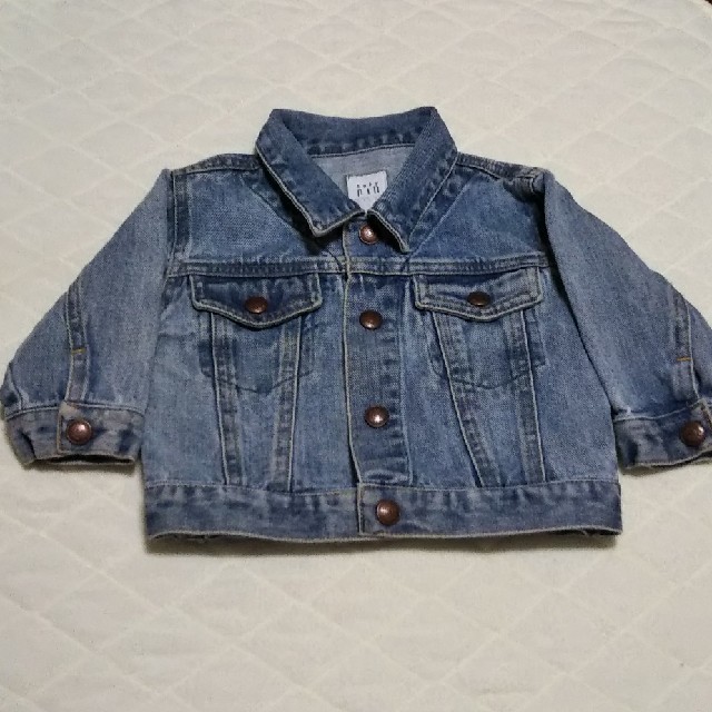 babyGAP(ベビーギャップ)のbabyGap   デニムジャケット6m～12m キッズ/ベビー/マタニティのベビー服(~85cm)(ジャケット/コート)の商品写真