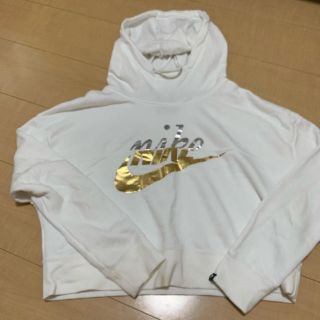 ナイキ(NIKE)のNIKE パーカー(パーカー)