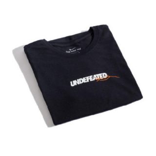 アンディフィーテッド(UNDEFEATED)の新品XL NIKE UNDEFEATED ZOOM KOBE(Tシャツ/カットソー(半袖/袖なし))