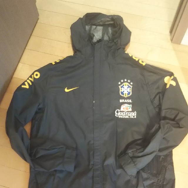 NIKE - ナイキ サッカー ブラジル代表 トレーニングジャケットの通販 by kazu2845's shop｜ナイキならラクマ