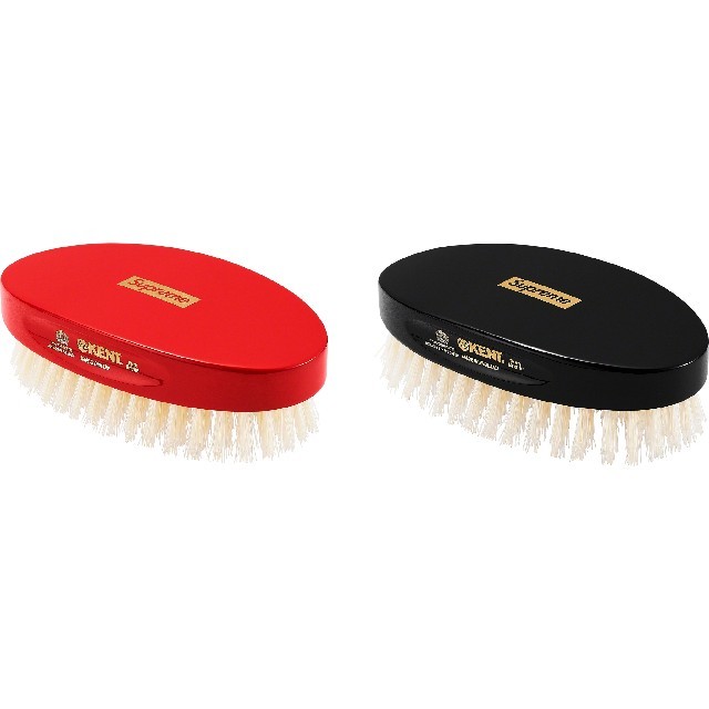 Supreme(シュプリーム)の新品未使用 Supreme®/Kent Military Hairbrush コスメ/美容のヘアケア/スタイリング(ヘアブラシ/クシ)の商品写真