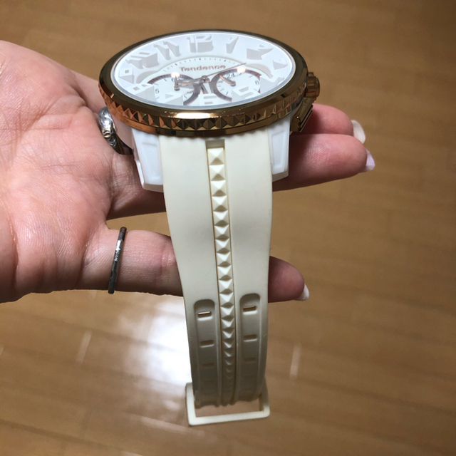 Tendence(テンデンス)の最終値下げTendence腕時計 レディースのファッション小物(腕時計)の商品写真