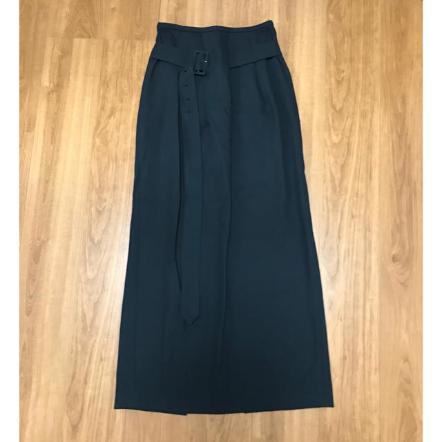CHRISTIAN DADA(クリスチャンダダ)のCHRISTIAN DADA Kersey Belted Long Skirt レディースのスカート(ロングスカート)の商品写真