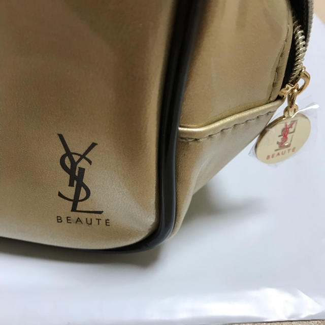 Yves Saint Laurent Beaute(イヴサンローランボーテ)のイブサンローランボーテ ポーチ レディースのファッション小物(ポーチ)の商品写真