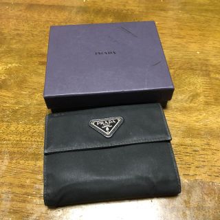 プラダ(PRADA)のPRADA財布(折り財布)