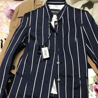 エンポリオアルマーニ(Emporio Armani)のエンポリオアルマーニ　(ノーカラージャケット)