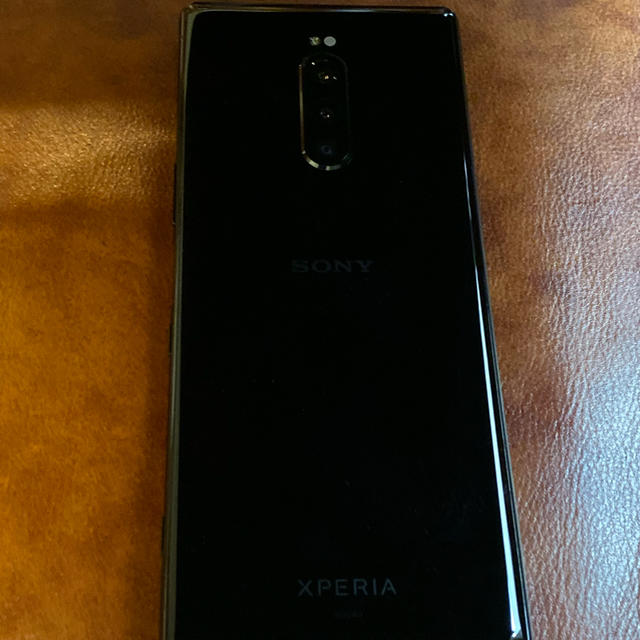 Xperia(エクスペリア)の【美品】Xperia 1 SOV40 au SIMロック解除済み スマホ/家電/カメラのスマートフォン/携帯電話(スマートフォン本体)の商品写真