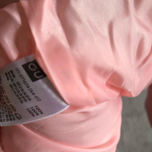 GU(ジーユー)のkidsダウンジャケット キッズ/ベビー/マタニティのキッズ服女の子用(90cm~)(ジャケット/上着)の商品写真