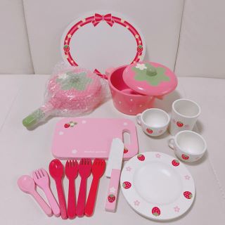 新品あり♥食器セット/マザーガーデン(知育玩具)