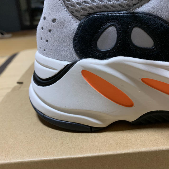 yeezy boost 700  専門です！！ 1