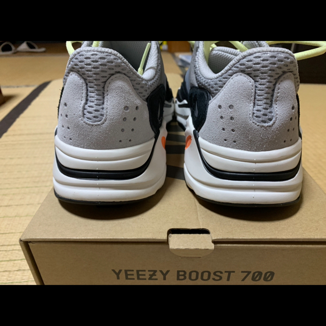 yeezy boost 700  専門です！！ 3