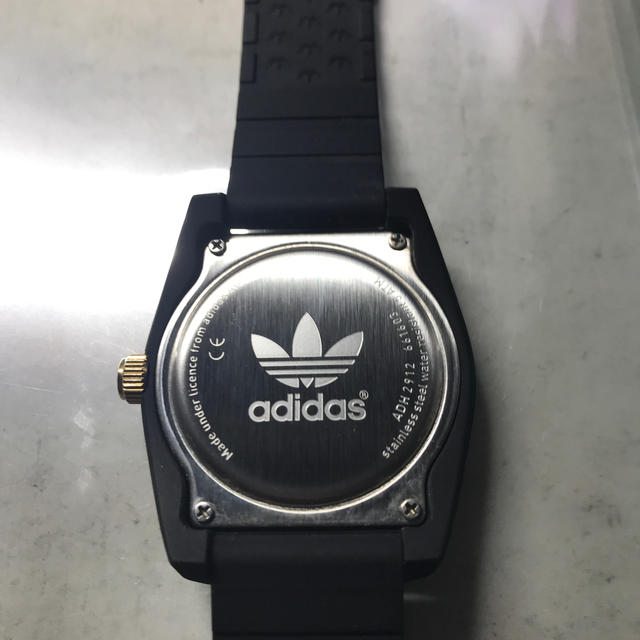 adidas(アディダス)のadidas時計 （黒金） メンズの時計(腕時計(アナログ))の商品写真