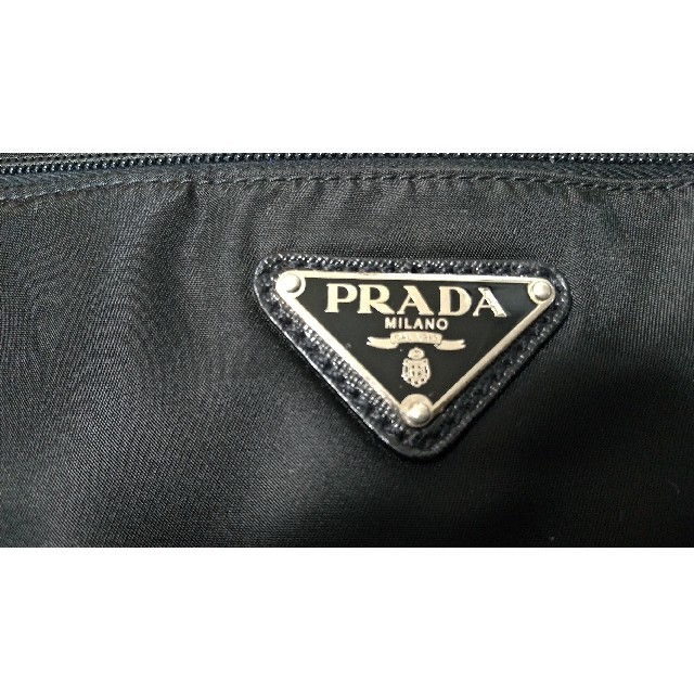 プラダ　大容量トラベルバッグ　2way 手持ち　肩がけ PRADA