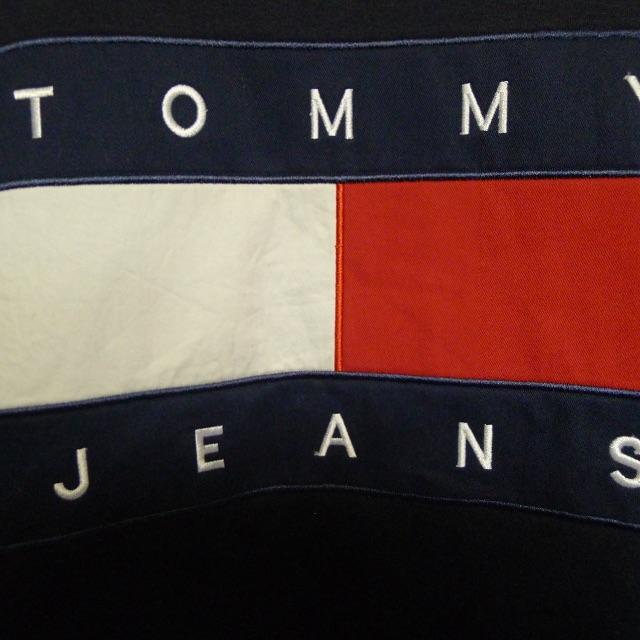 TOMMY HILFIGER(トミーヒルフィガー)のTOMMY JEANS ロゴ刺繍トレーナー メンズのトップス(スウェット)の商品写真