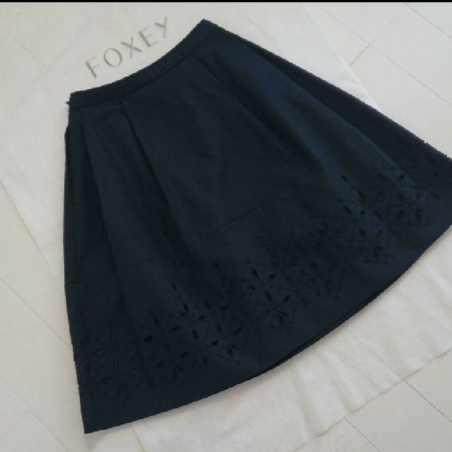 FOXEY(フォクシー)のFOXEY   コットンピケ  スカート   レディースのスカート(ひざ丈スカート)の商品写真