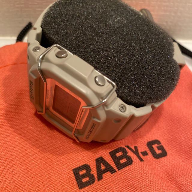 Baby-G(ベビージー)のBaby-G PROTECTION ベビージー グレー レディースのファッション小物(腕時計)の商品写真