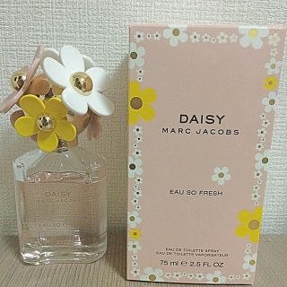 マークバイマークジェイコブス(MARC BY MARC JACOBS)のMarc Jacobs daisy (香水(女性用))