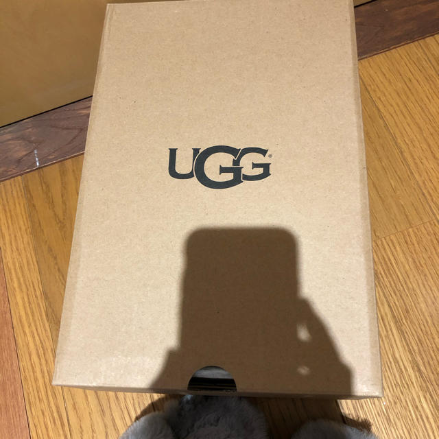 UGG(アグ)のUGG コケットCOQUETTE グレー 6 レディースの靴/シューズ(スリッポン/モカシン)の商品写真