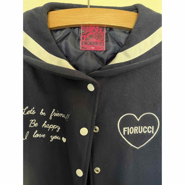 Fiorucci(フィオルッチ)のFIORUCCI 上着　130センチ キッズ/ベビー/マタニティのキッズ服女の子用(90cm~)(ジャケット/上着)の商品写真