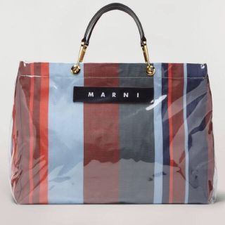 マルニ(Marni)のmarni☆ 新品☆最終値引き早い者勝ちGLOSSY GRIPショッピングバッグ(トートバッグ)