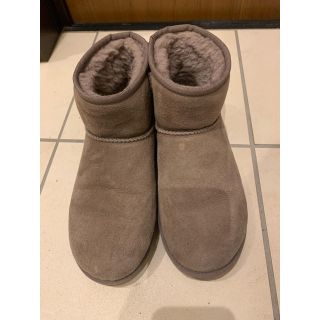 アグ(UGG)のUGG ムートンブーツ(ブーツ)