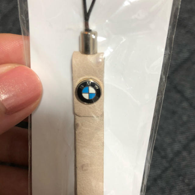 BMW(ビーエムダブリュー)のBMWストラップ♡ スマホ/家電/カメラのスマホアクセサリー(ストラップ/イヤホンジャック)の商品写真