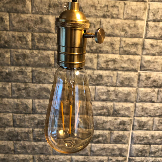 IDEA 電球型 照明 ペンダント ライト 2台セット インテリア/住まい/日用品のライト/照明/LED(天井照明)の商品写真