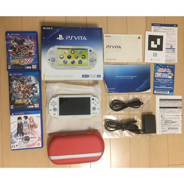 PSVITA  ソフト３本&ケース付ゲームソフト/ゲーム機本体