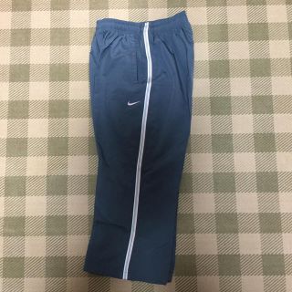 ナイキ(NIKE)のしろくま様 値下げ❣️ナイキ 7分丈パンツ Mサイズ(クロップドパンツ)