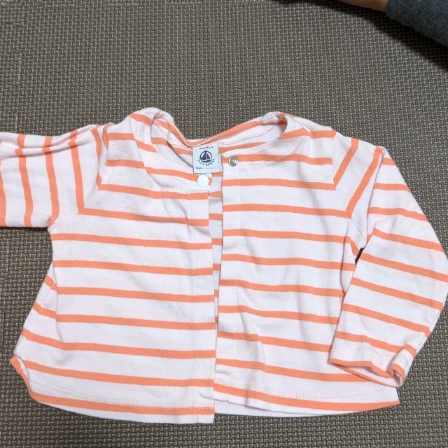 PETIT BATEAU(プチバトー)のプチバトーカーディガン18m キッズ/ベビー/マタニティのベビー服(~85cm)(カーディガン/ボレロ)の商品写真