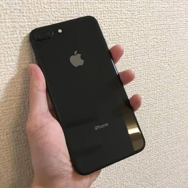 SIMフリー　iPhone8 plus 64GB