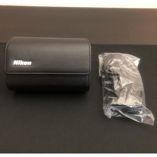 Nikon(ニコン)の［美品］Nikon デジカメケースCSNH54BK  スマホ/家電/カメラのカメラ(ケース/バッグ)の商品写真