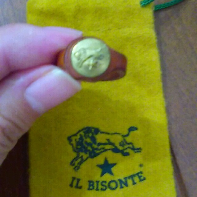 IL BISONTE(イルビゾンテ)のイルビゾンテ　レザーリング レディースのアクセサリー(リング(指輪))の商品写真