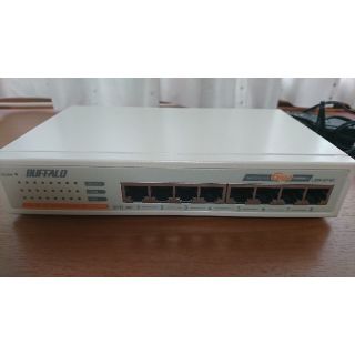 バッファロー(Buffalo)のスイッチングハブ(PC周辺機器)