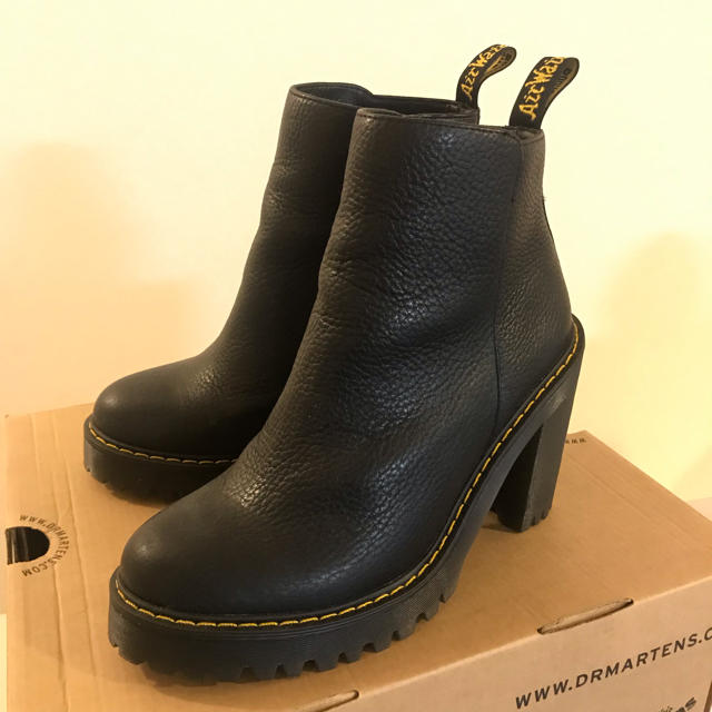 Dr.Martens(ドクターマーチン)のドクターマーチン マグダレナ レディースの靴/シューズ(ブーツ)の商品写真