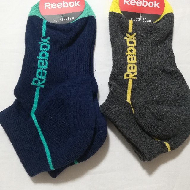 Reebok(リーボック)の4足 グンゼ リーボック スニーカーソックス 靴下 レディースのレッグウェア(ソックス)の商品写真