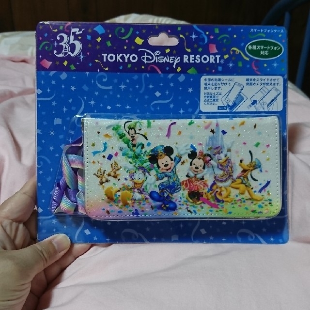 Disney(ディズニー)のスマホケース スマホ/家電/カメラのスマホアクセサリー(モバイルケース/カバー)の商品写真