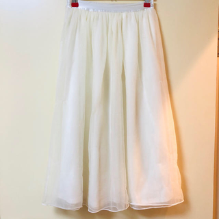 No.150 送料無料　チュールスカート　ホワイト(ひざ丈スカート)