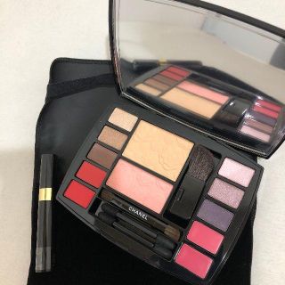 CHANEL トラベルメイクアップパレット ハーモニーカメリア