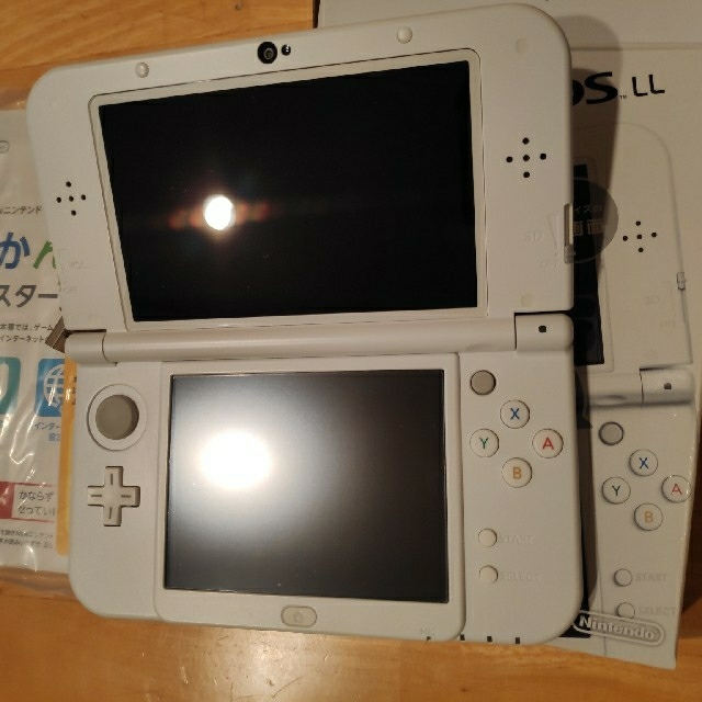 new nintendo 3dsLL パールホワイト　おまけ付き 1