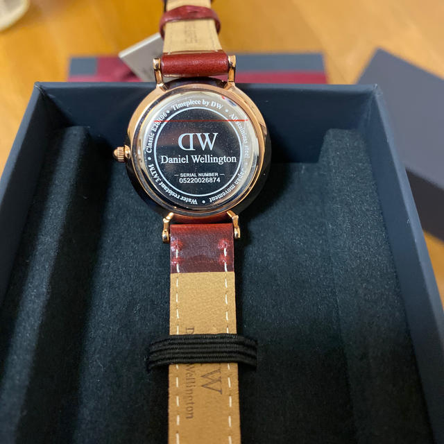 【限定】DANIEL WELLINGTON 限定カラー