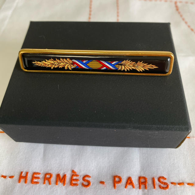 Hermes(エルメス)のHERMES 上品なエマイユ ブローチ レディースのアクセサリー(ブローチ/コサージュ)の商品写真