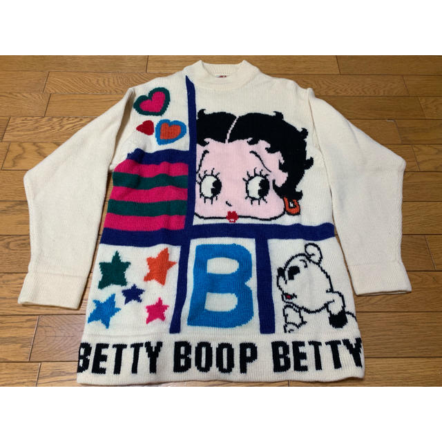 Bettyちゃんセーター レディースのトップス(ニット/セーター)の商品写真