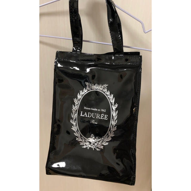 LADUREE(ラデュレ)の値下げ❣️ラデュレ 保冷バッグ 新品 LADUREE レディースのバッグ(トートバッグ)の商品写真