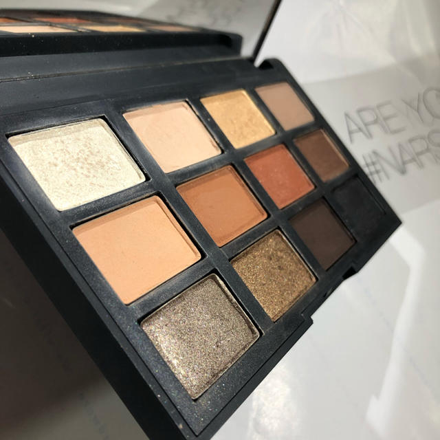 NARS(ナーズ)のNARS ISSIST ローデッドアイシャドーパレット  ナーズ限定品 コスメ/美容のベースメイク/化粧品(アイシャドウ)の商品写真