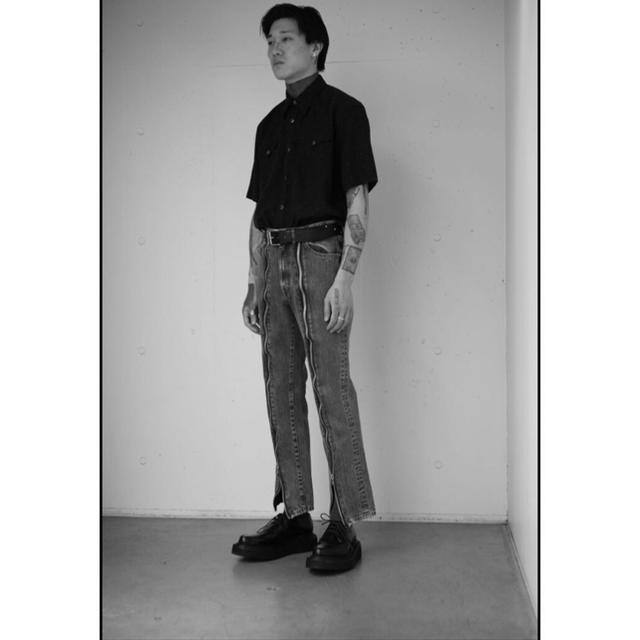 JOHN LAWRENCE SULLIVAN(ジョンローレンスサリバン)のジョンローレンスサリバン ジップデニム メンズのパンツ(デニム/ジーンズ)の商品写真