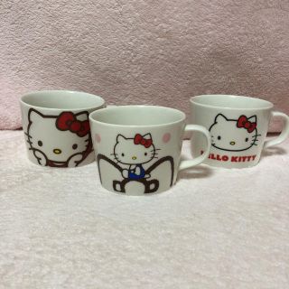 ハローキティ(ハローキティ)の【新品・未使用】ハローキティ❤︎マグカップセット❤︎(グラス/カップ)