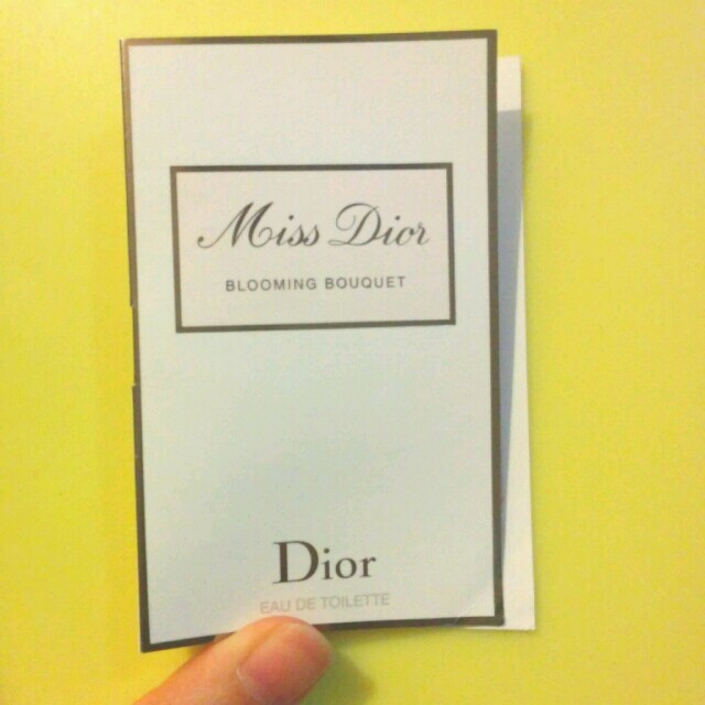 Christian Dior(クリスチャンディオール)のミスディオール♡ブルーミングブーケ未使用 コスメ/美容の香水(香水(女性用))の商品写真