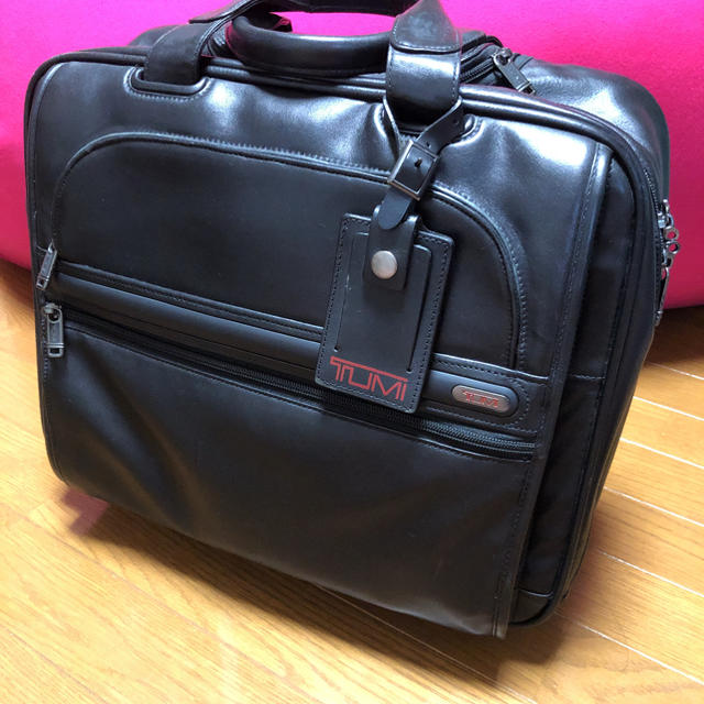 TUMI ナパレザーキャリーバッグ